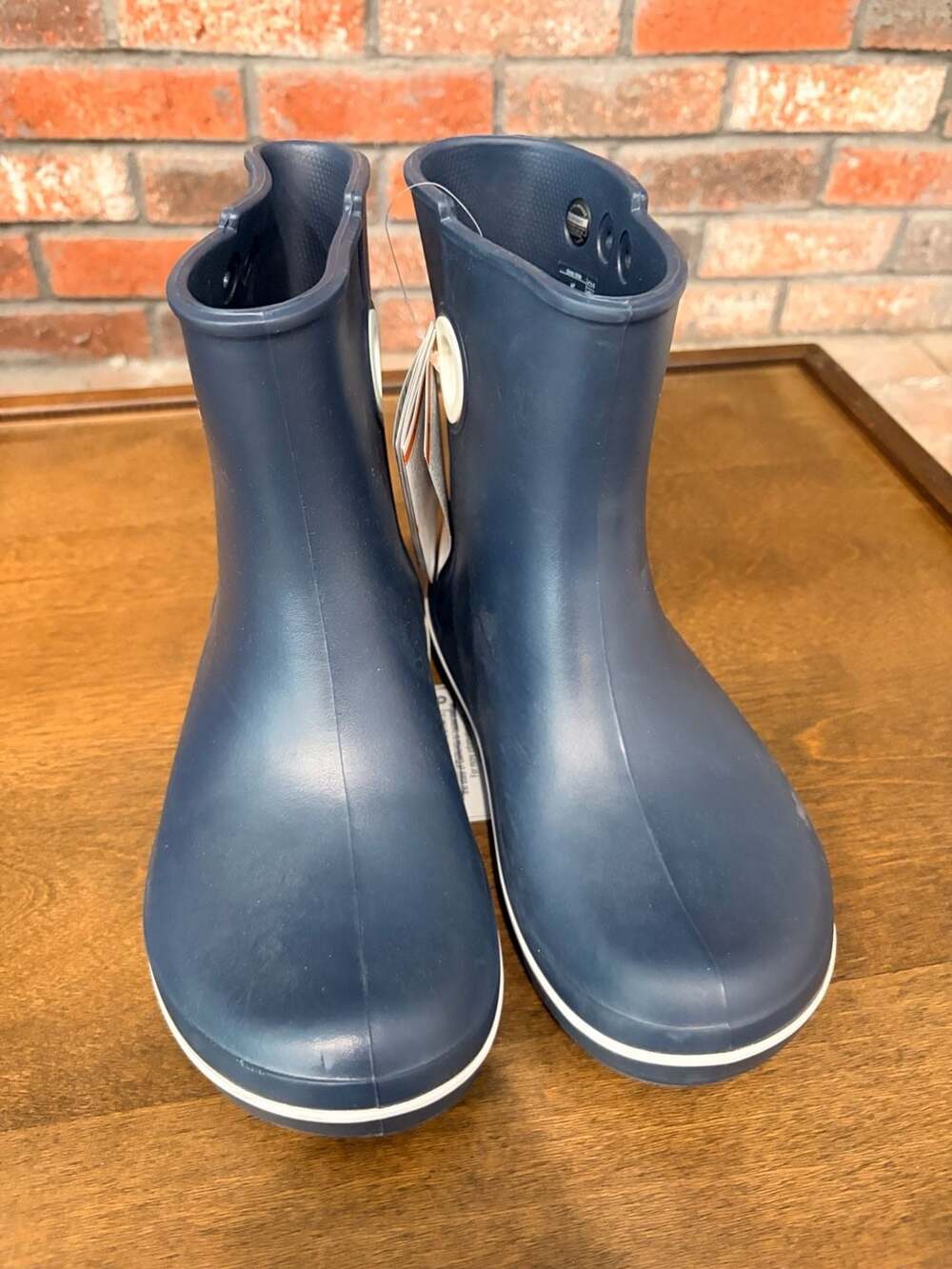 Crocs Jaunt Shorty Rain Boots Pull On Shoes Booties Womens 5 Navy Blue 15769 EUC